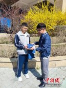 两次援疆行一段民族情 江苏南通援疆医生结缘新疆伊犁哈萨克族“娃娃”